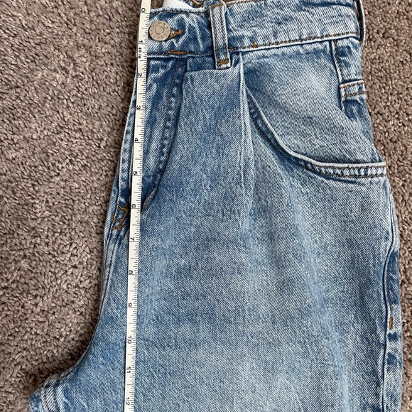 Balloon High-rise Jeans - Picture 6 of 6